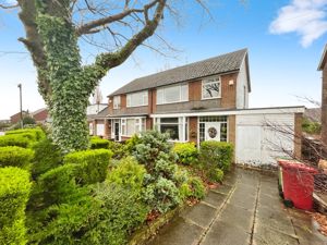 Front External- click for photo gallery